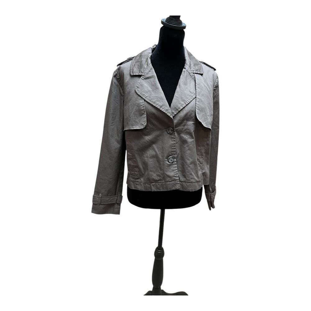 Grifflin Paris women’s size M cropped jacket, brown